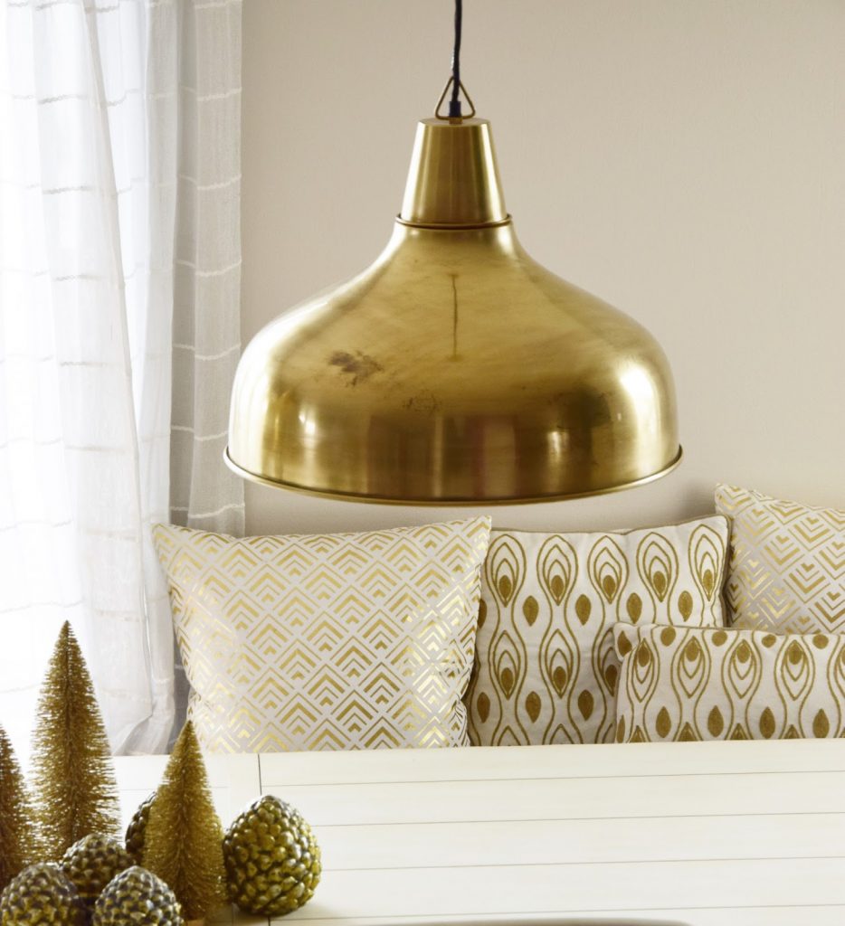 Die perfekte Lampe für das Esszimmer und tolle Weihnachtsdeko in Gold.Tipps zum Leuchtmittelkauf / lampenkauf: LED Lampen Leuchten esszimmer tisch deko dekoration gold kupfer