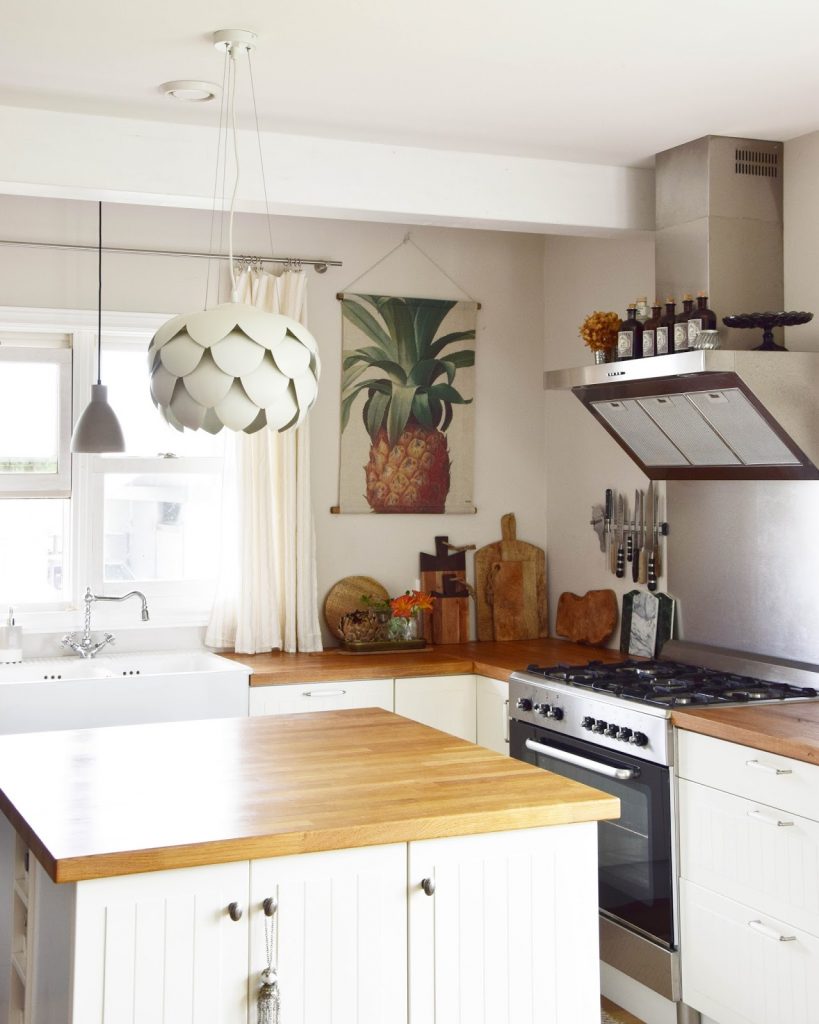 Deko für die Wand in eurer Küche: Tropisch frisch und perfekt für den Sommer: Ananas von HK-Living