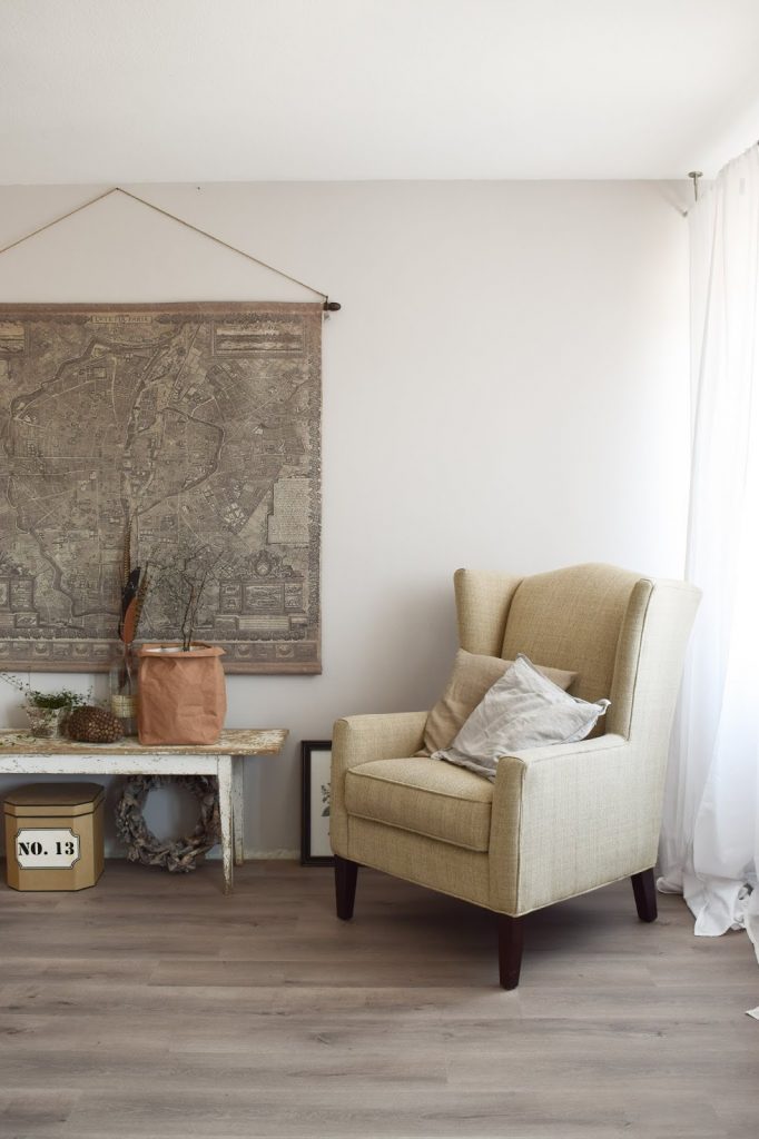 Dekoidee Wandgestaltung Übertopf aus Papier von WENKO natürliche Deko im Landhausstil Deko Dekoration gemütlich Sessel wohlfühlen im Schlafzimmer