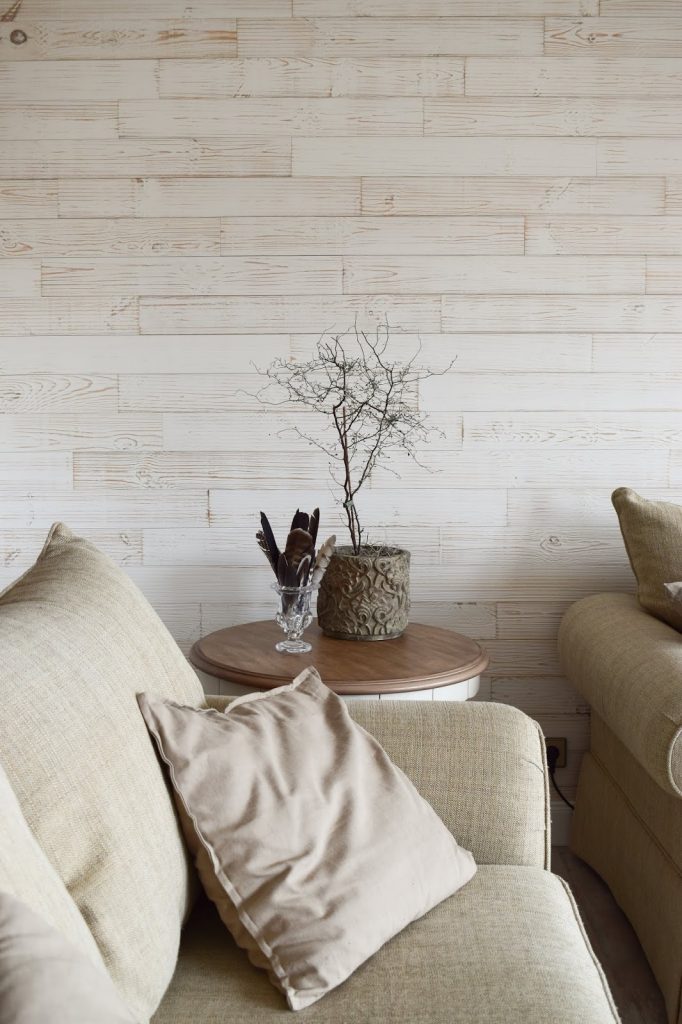 Wohnzimmer Dekoidee Wandverkleidung Holz Wandwood Deko Einrichtung Holzwand Renovierung renovieren DIY Selbermachen einrichten