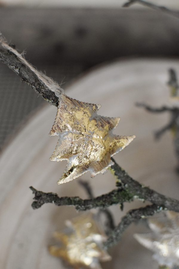 Weihnachtsbaum Anhänger Metall gold antik. Metallanhänger Weihnachtsdeko im Mrs Greenery Shop bestellen