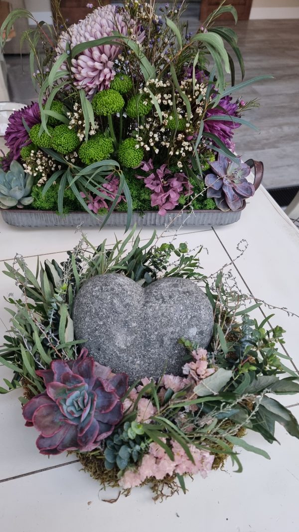 Deko dekoidee Steinherz Stein Herz Arrangement floral mit Herz grün atelier im mrs greenery shop bestellen kaufen