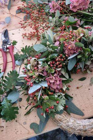 Workshop KRANZBINDEN KRANZ Kräenze binden kurs im mrs greenery Shop bestellen kaufen anmelden bad saulgau