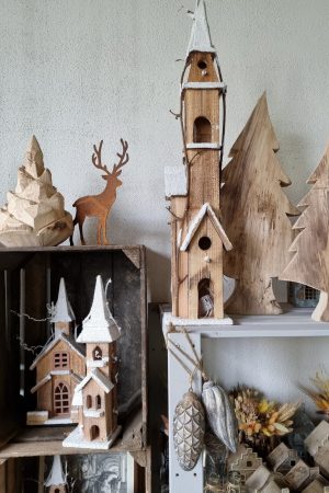 Weihnachtshaus mit LED Batterien Weihnachtkapelle Weihnachtsdeko Winterdeko Holzhaus Deko im Mrs Greenery Shop bestellen kaufen