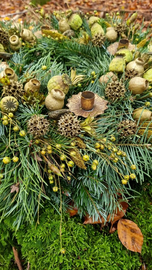 DIY Kreativ-Set Adventskranz Kranz Kränze selberbinden Advent Sparkling funkelnd grüner Adventskranz Trockenblumen grün Wintergrün im Mrs Greenery Shop bestellen Greenery Adventskränze bio selber binden oder stecken
