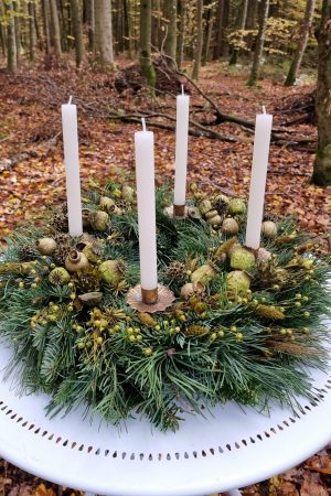 DIY Kreativ-Set Adventskranz Kranz Kränze selberbinden Advent Sparkling funkelnd grüner Adventskranz Trockenblumen grün Wintergrün im Mrs Greenery Shop bestellen Greenery Adventskränze bio selber binden oder stecken