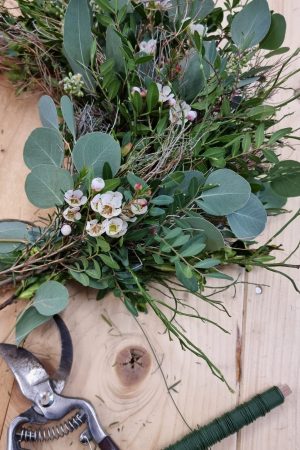 workshop kranzbinden kranz kränze frühling frühlingskranz kreativ atelier bad saulgau binden lernen mit mrs greenery