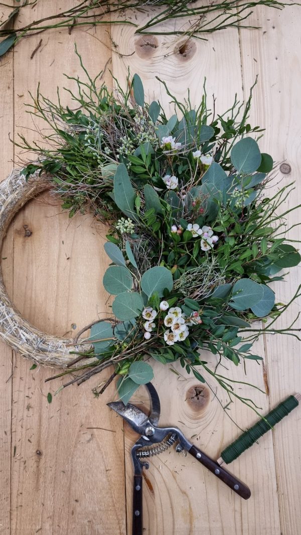 workshop kranzbinden kranz kränze frühling frühlingskranz kreativ atelier bad saulgau binden lernen mit mrs greenery