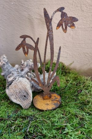 Rostdeko Osterdeko Frühlingsdeko Tischdeko Frühlingsblüher Metalldeko Dekoidee im Mrs Greenery Shop bestellen kaufen