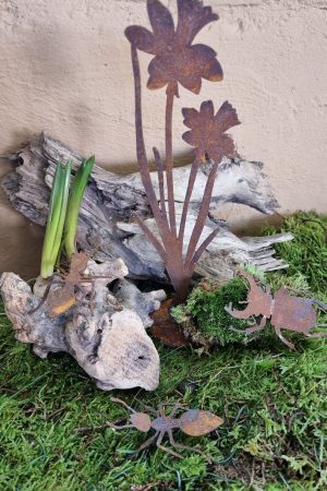 Rostdeko Osterdeko Frühlingsdeko Tischdeko Frühlingsblüher Ameise Käfer Insekten Metalldeko Dekoidee im Mrs Greenery Shop bestellen kaufen