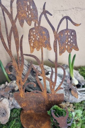 Rostdeko Osterdeko Frühlingsdeko Tischdeko Frühlingsblüher Metalldeko Dekoidee im Mrs Greenery Shop bestellen kaufen