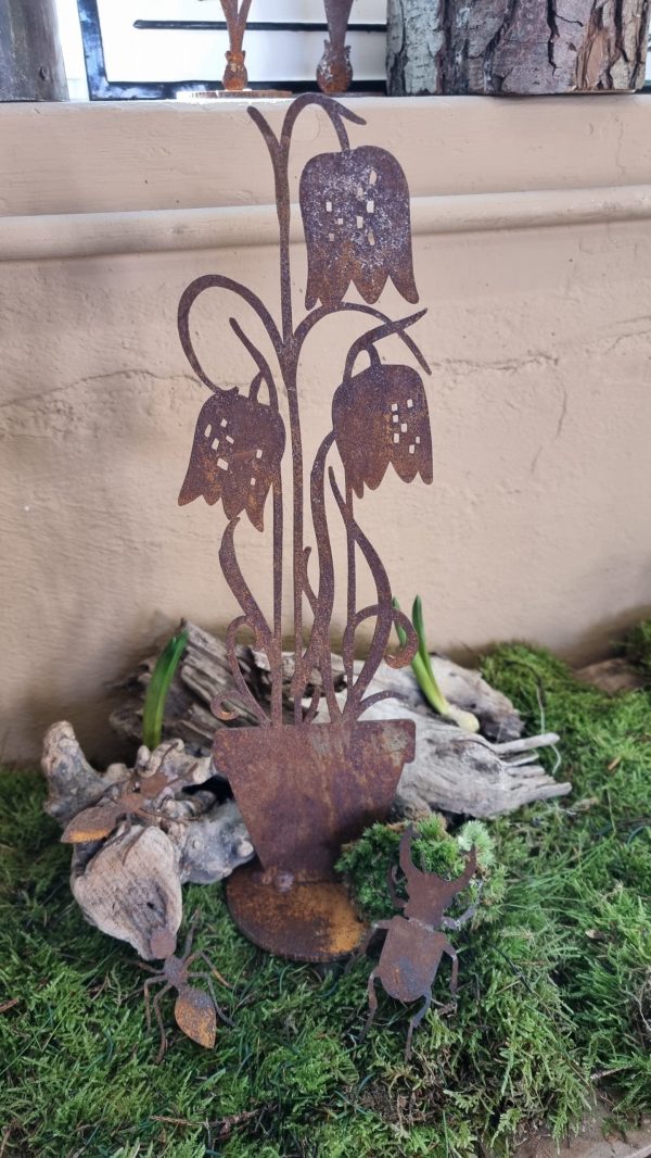 Rostdeko Osterdeko Frühlingsdeko Tischdeko Frühlingsblüher Metalldeko Dekoidee im Mrs Greenery Shop bestellen kaufen