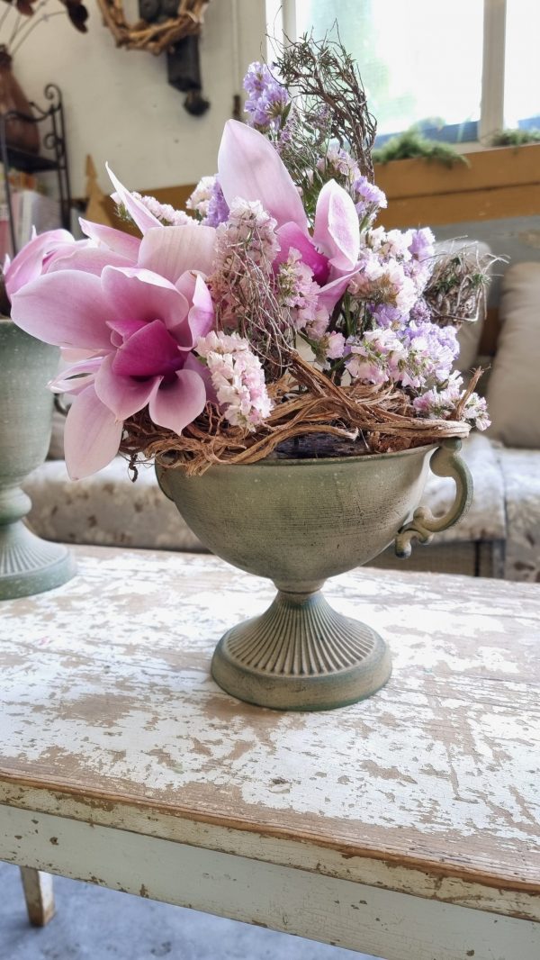 Metallpokal Pokal Pflanztopf Deko Schale Pflanztopf Tischdeko Dekoidee im Mrs Greenery Shop bestellen kaufen