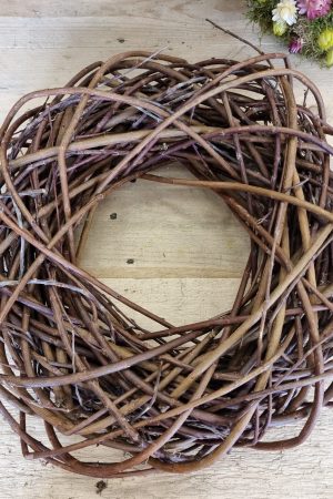 Fertig gebunden frühlingskranz sommerkranz herbstkranz fertigkranz kranz kränze grün atelierkranz im mrs greenery shop bestellen kaufen trockenblumen weidenkranz weide