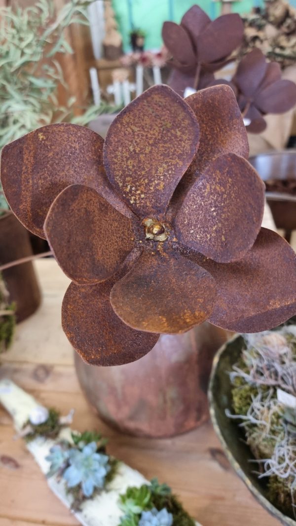 rostblume blume metallblume rostig metalldeko blüte rostblüte dekoblüte metall rost im mrs greenery shop bestellen kaufen