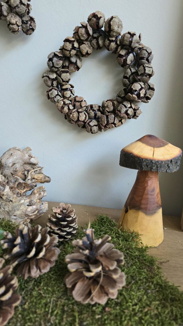 Herbstdeko Naturdeko Herbst Deko Zapfen Holz Holzdeko Kranz Zapfen Beeren Stern im Mrs Greenery Shop bestellen kaufen
