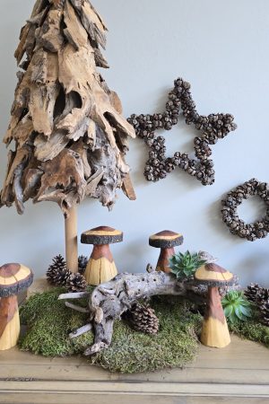 Herbstdeko Naturdeko Herbst Deko Zapfen Pilze Holzpilze handarbeit Holz Holzdeko Kranz Zapfen Beeren Stern im Mrs Greenery Shop bestellen kaufen