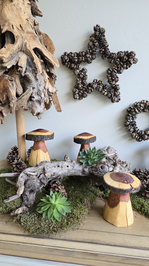 Herbstdeko Naturdeko Herbst Deko Zapfen Holz Holzdeko Kranz Zapfen Beeren Stern im Mrs Greenery Shop bestellen kaufen