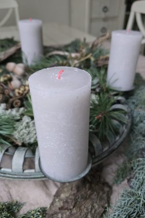 Stumpenkerze Kerze Advent Adventskranz grün grau creme weiss taupe mrs greenery shop bestellen kaufen Kerze Kerzen