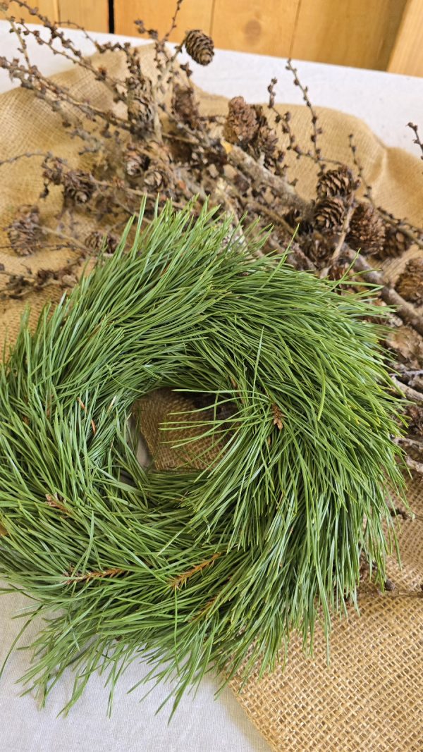 Kranz Kränze fertig gebunden Kiefer Tannengrün Tannenkranz Weihnachtsdeko Naturdeko im Mrs Greenery Shop bestellen kaufen