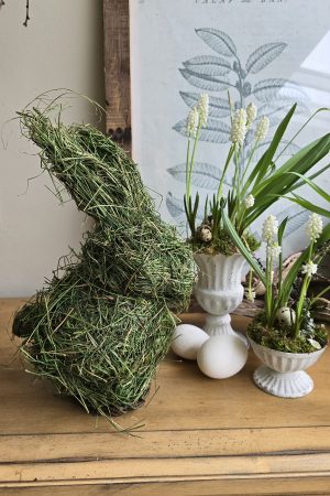 Hase grashase heuhase gras heu Osterhase naturhase dekohase osterdeko deko natur dekoidee holzdeko naturdeko im Mrs Greenery Shop bestellen kaufen