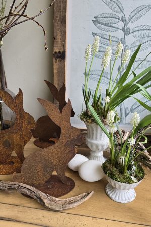 Hase rosthase rost Osterhase naturhase dekohase osterdeko deko natur dekoidee holzdeko naturdeko im Mrs Greenery Shop bestellen kaufen