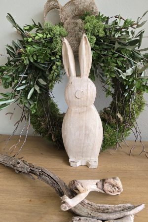 Hase Holzhase Osterhase Vollholz Pappel Pappelholz Pappelhase naturhase dekohase handarbeit osterdeko deko natur dekoidee holzdeko naturdeko im Mrs Greenery Shop bestellen kaufen