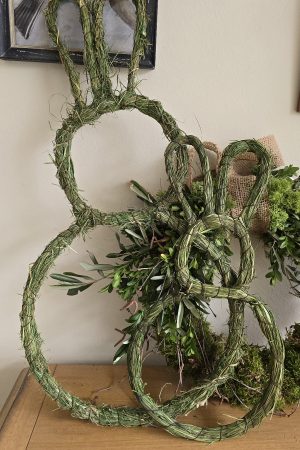 Hase Heuhase Osterhase naturhase dekohase handarbeit osterdeko deko natur dekoidee holzdeko naturdeko im Mrs Greenery Shop bestellen kaufen