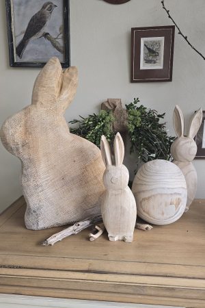Hase Holzhase Osterhase Vollholz Pappel Pappelholz Pappelhase naturhase dekohase handarbeit osterdeko deko natur dekoidee holzdeko naturdeko im Mrs Greenery Shop bestellen kaufen