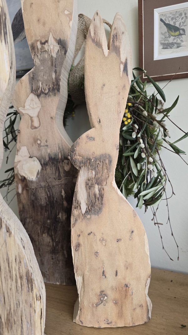 Hase Holzhase Osterhase Vollholz Pappel Pappelholz Pappelhase naturhase dekohase handarbeit osterdeko deko natur dekoidee holzdeko naturdeko im Mrs Greenery Shop bestellen kaufen