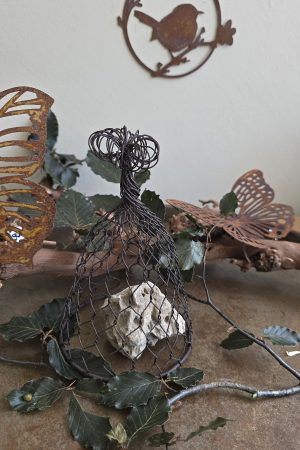 Rebenast Ast Zweig Rebe Holzast dekoast gloche glocke drahtglocke deko naturdeko im mrs greenery Shop bestellen kaufen