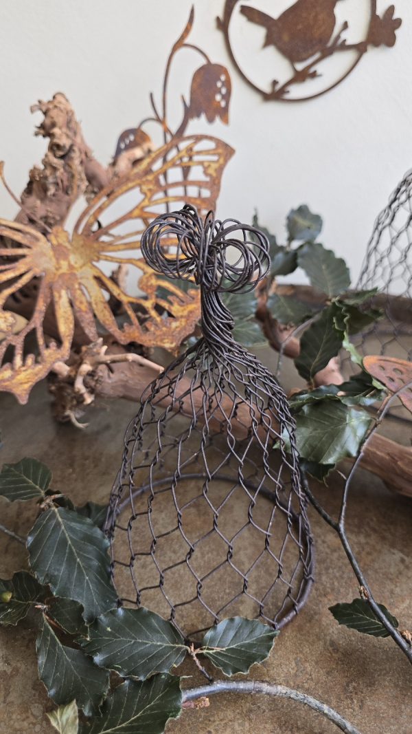 Rebenast Ast Zweig Rebe Holzast dekoast gloche glocke drahtglocke deko naturdeko im mrs greenery Shop bestellen kaufen