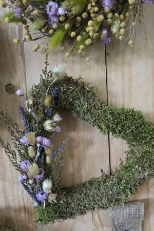 Trockenblumenkranz Kränze herz fertig gebunden kranz sommerkranz Dekokranz deko im Mrs Greenery Shop bestellen kaufen naturdeko