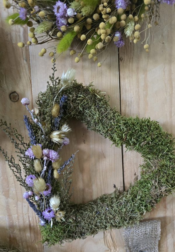 Trockenblumenkranz Kränze herz fertig gebunden kranz sommerkranz Dekokranz deko im Mrs Greenery Shop bestellen kaufen naturdeko