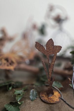 Krokus Frühlingsblüher Rostdeko Metalldeko im Mrs Greenery Shop bestellen kaufen