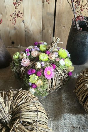 kürbis blumenkürbis strohblumen holz herbstdeko dekokürbis dekoidee deko im Mrs Greenery Shop bestellen kaufen naturdeko