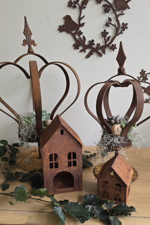 krone rostkrone metallkrone dekokrone dekohaus metallhaus rosthaus lichthaus weihnachtsdeko haus kerzen im mrs greenery shop bestellen kaufen