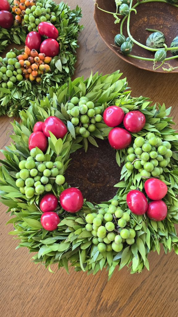 Kranz Früchtekranz Herbstkranz Kränze im Mrs greenery shop bestellen kaufen