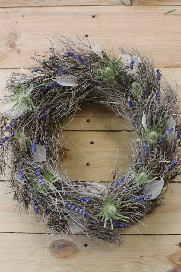 Disteln Sirius Questar grün: Kranz Kränze Deko mit Naturmaterial frisch und getrocknet Naturdeko Kreativsein Basteln Dekoidee