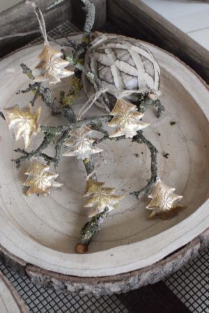 Holz Tablett aus Baumscheibe Tablett Naturholz unbehandelt Dekotablett Herbstdeko Winterdeko Schale Holzschale im Mrs Greenery Shop bestellen