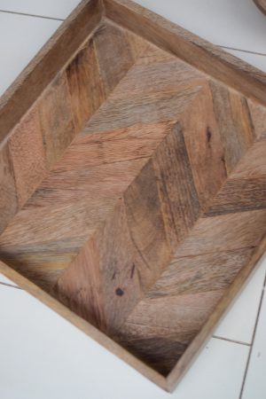 Tablett aus Holz. Holztablett quadratisch Dekotablett für dein Tischdeko. Dekotipp Dekoidee im Mrs Greenery Shop bestellen kaufen