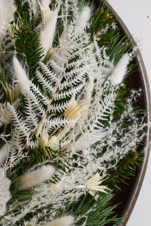 DIY Kreativ-Set Adventskranz Kranz Kränze selberbinden Advent Wintertraum Trockenblumen weiß Wintergrün im Mrs Greenery Shop bestellen Greenery Adventskränze bio