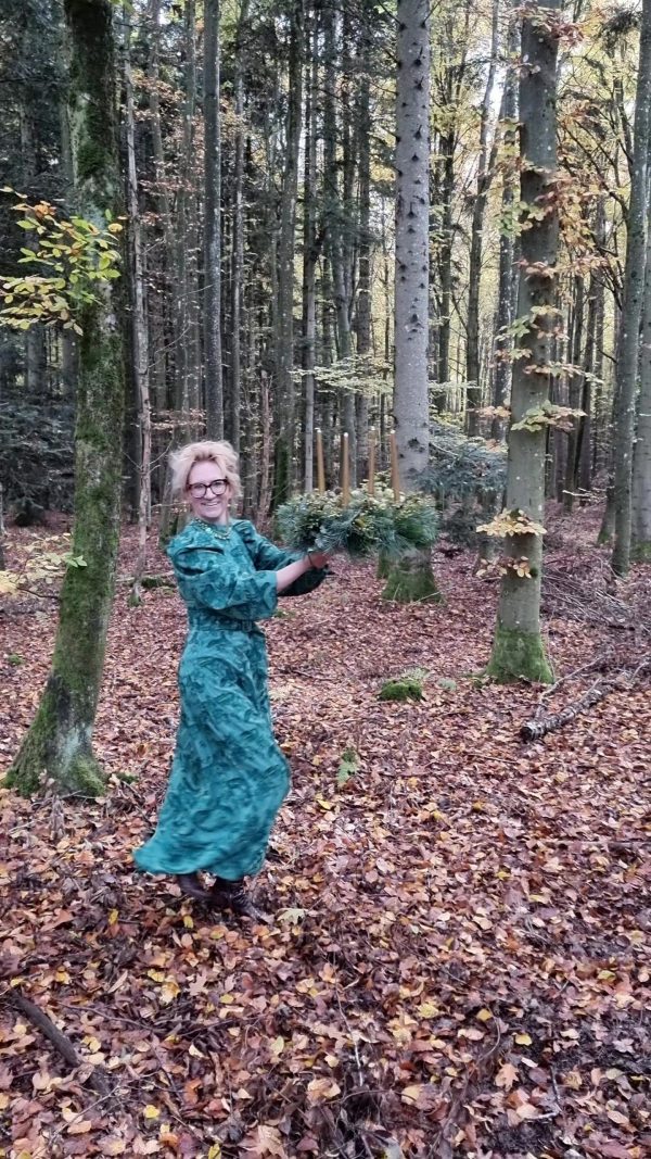 DIY Kreativ-Set Adventskranz Kranz Kränze selberbinden Advent Sparkling funkelnd grüner Adventskranz Trockenblumen grün Wintergrün im Mrs Greenery Shop bestellen Greenery Adventskränze bio selber binden oder stecken