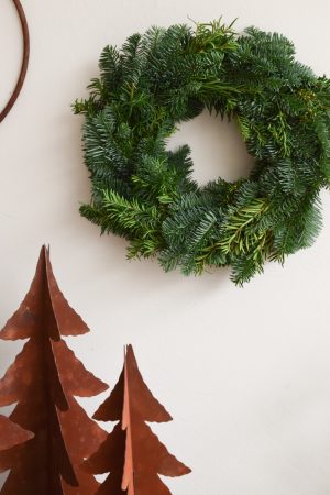 Adventskranz Winterkranz Kranz Tannengrün fertig gebunden Nobilis Taxus im Mrs Greenery Shop bestellen kaufen
