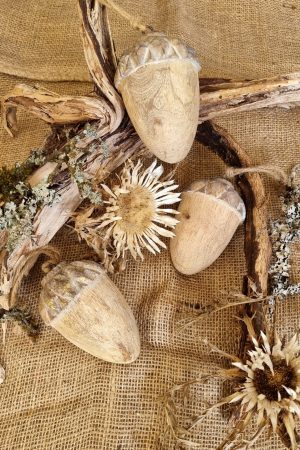 Holzanhänger Eichel Weihnachtsanhänger Weihnachtsdeko Holzeichel Dekoidee im Mrs Greenery Shop bestellen kaufen