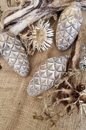 Holzanhänger Zapfen Weihnachtsanhänger Weihnachtsdeko Holzzapfen Dekoidee im Mrs Greenery Shop bestellen kaufen