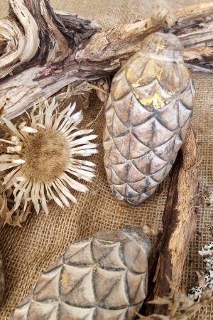 Holzanhänger Zapfen Weihnachtsanhänger Weihnachtsdeko Holzzapfen Dekoidee im Mrs Greenery Shop bestellen kaufen