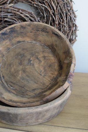 Antike Holzschale antikes Einzelstück handgefertigt. Schale aus Holz Tischdeko Dekoidee Mrs Greenery Shop bestellen kaufen
