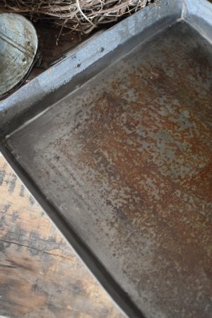 Antikes Tablett groß. Metalltablett Dekotablett Metalldeko Vintage im Mrs Greenery Shop bestellen