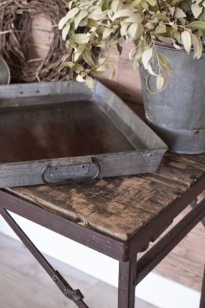Antikes Tablett groß. Metalltablett Dekotablett Metalldeko Vintage im Mrs Greenery Shop bestellen